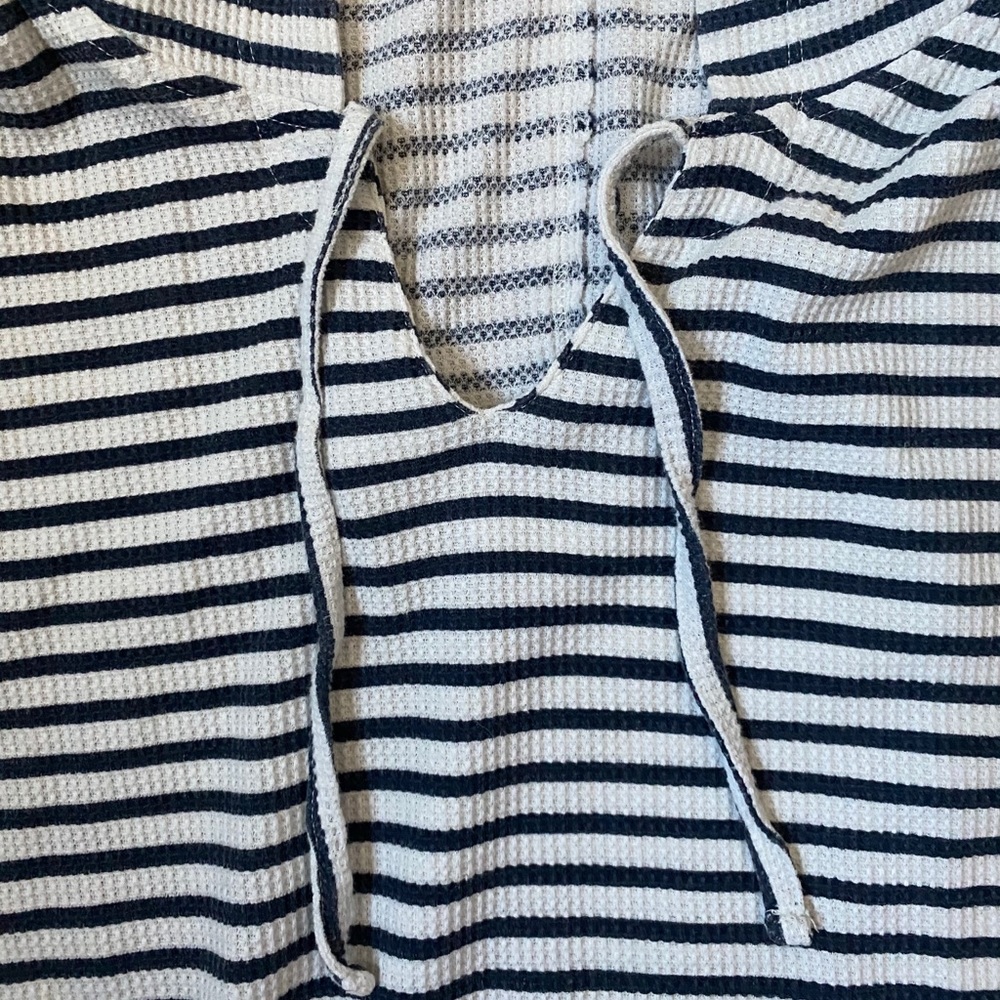 Roxy Beach cover - up/ sweatshirt - Picture 3 of 5